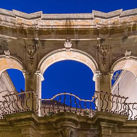 Palazzo Gorgoni 3*